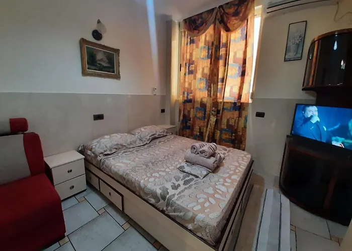 Lovely&quite Appartament 1-4 5maji * Tirana